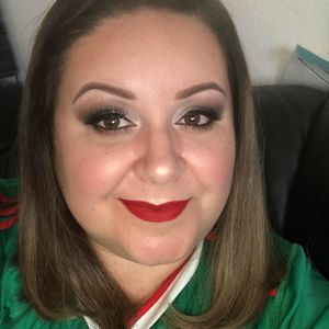 Meet your Posher, Leticia